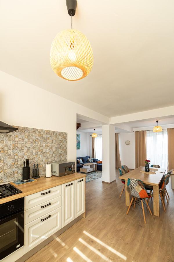 Citadel Apartament'S Rîşnov Extérieur photo