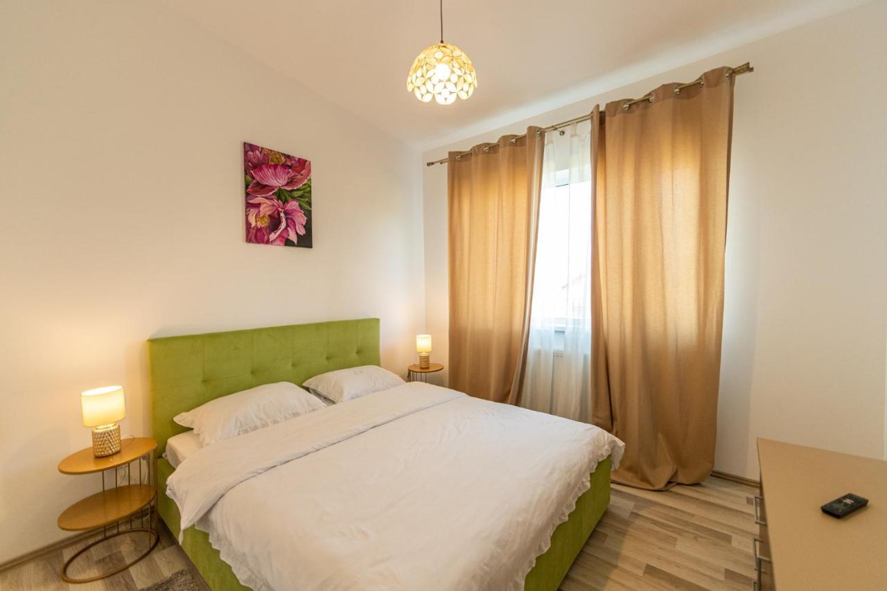 Citadel Apartament'S Rîşnov Extérieur photo