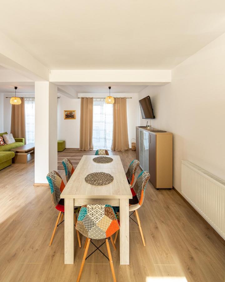 Citadel Apartament'S Rîşnov Extérieur photo